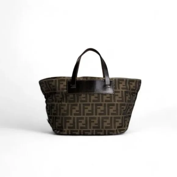 FENDI FF Zucca Tote Bag - Picture 4 of 12